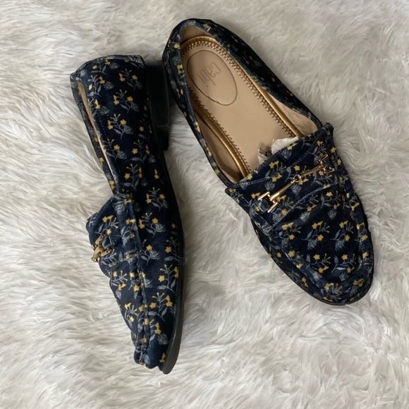 Cabi velvet floral loafers carnavy size 9 - Picture 11 of 13